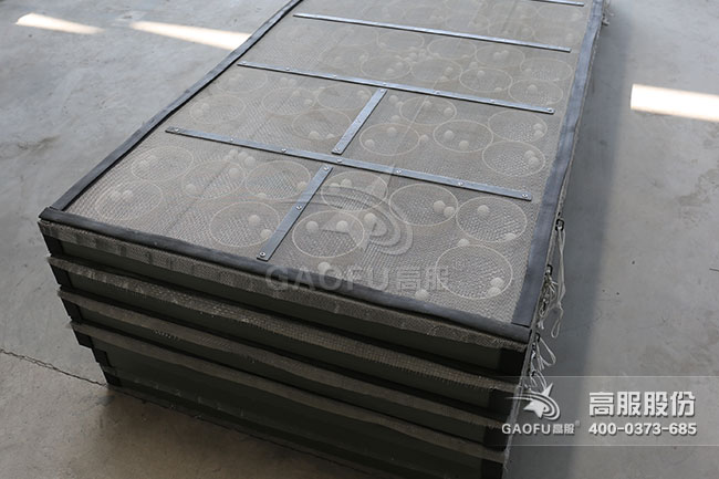 矿用直线筛细节